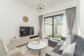 Luxurious 3 BR with Maid Room in Arabian Ranches 2